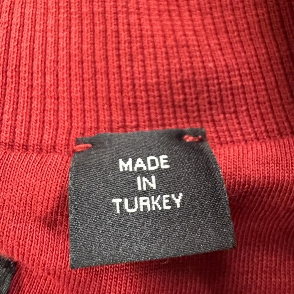 BOSS Hugo Boss Sweatshirt Mens Medium Red 1/4 Zip Mock Neck Pullover Jersey